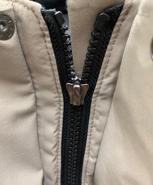 THE NORTH FACE（ザ ノース フェイス）THE NORTH FACE (ザ ノース フェイス) マウンテンパーカー ベージュ×ブラック サイズ:Lの古着・服飾アイテム