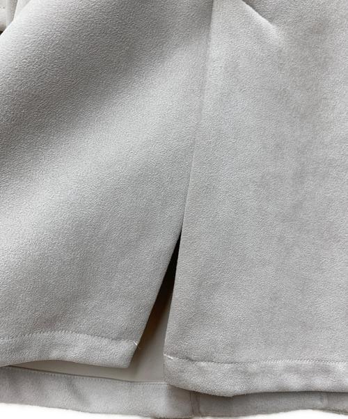 Acuta（アクータ）Acuta (アクータ) フェイクスエードVネックコート ライトグレー サイズ:FREEの古着・服飾アイテム
