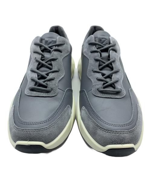 ECCO（エコー）ECCO (エコー) ローカットスニーカー グレー×アイボリー サイズ:27.5 未使用品の古着・服飾アイテム