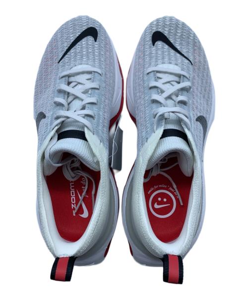 NIKE（ナイキ）NIKE (ナイキ) ZoomX Invincible Run Flyknit 3 ホワイト×レッド サイズ:27.5 未使用品の古着・服飾アイテム