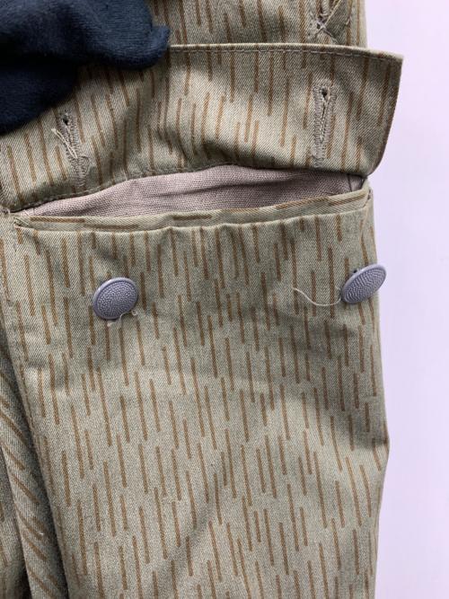 不明（フメイ）不明 (フメイ) レインドロップカモパンツ　東ドイツ軍 カーキ サイズ:M44の古着・服飾アイテム