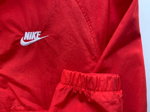 NIKE（ナイキ）NIKE (ナイキ) アノラックパーカー レッド サイズ:Sの古着・服飾アイテム