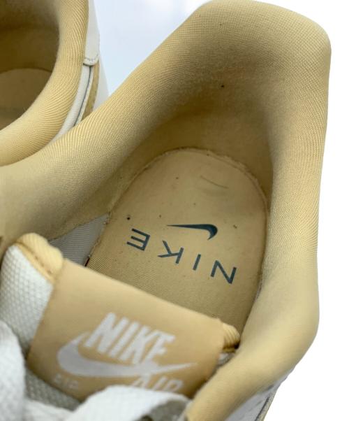 NIKE（ナイキ）NIKE (ナイキ) AIR FORCE1 LOW アイボリー サイズ:27の古着・服飾アイテム
