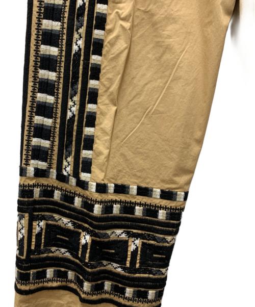 sara mallika（サラマリカ）sara mallika (サラマリカ) パンツ ベージュ×ブラック サイズ:F 未使用品の古着・服飾アイテム