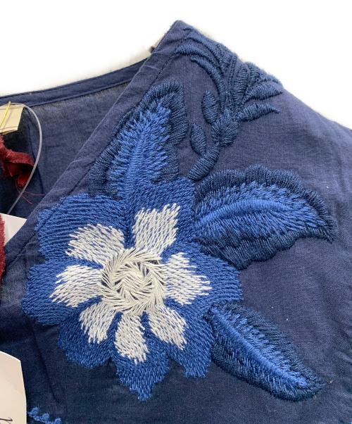 sara mallika（サラマリカ）sara mallika (サラマリカ) 半袖ブラウス ネイビー サイズ:free 未使用品の古着・服飾アイテム