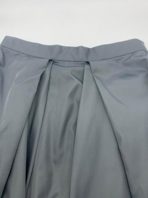 ENFOLD（エンフォルド）ENFOLD (エンフォルド) ナイロンスカート グレー サイズ:38 未使用品の古着・服飾アイテム