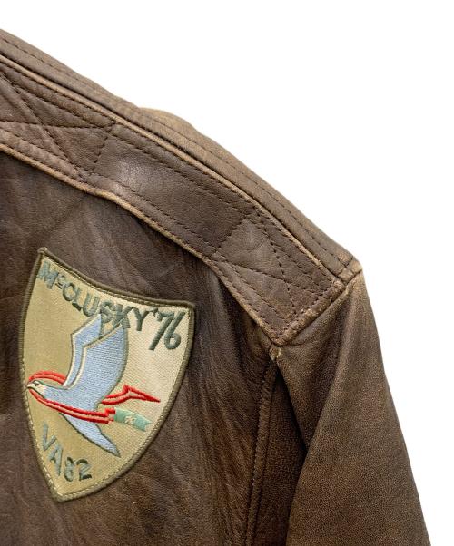 AVIREX（アヴィレックス）AVIREX (アヴィレックス) A-2レザージャケット ブラウン サイズ:Mの古着・服飾アイテム