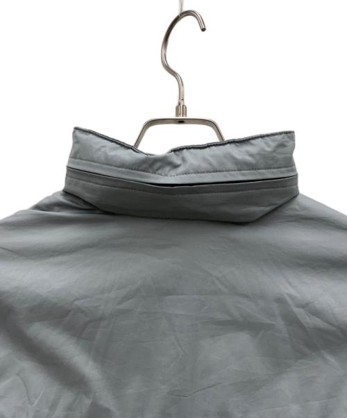 CarHartt（カーハート）CarHartt (カーハート) ナイロンジャケット ライトグレー サイズ:sの古着・服飾アイテム