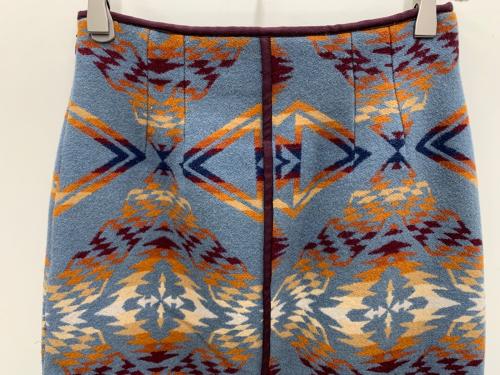 emmi（エミ）emmi (エミ) PENDLETON (ペンドルトン) スカート グレーの古着・服飾アイテム
