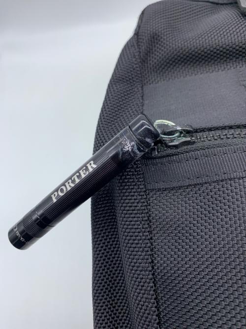 PORTER（ポーター）PORTER (ポーター) スリングショルダーバッグ ブラックの古着・服飾アイテム