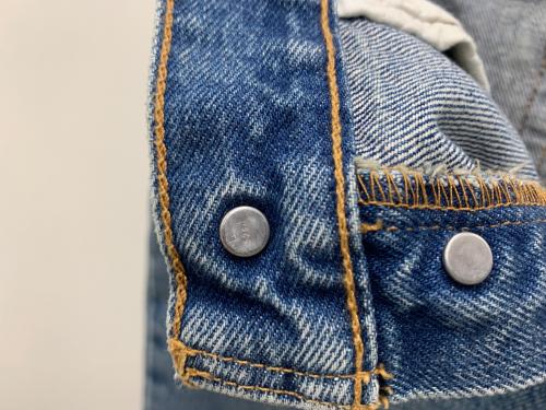 LEVI'S（リーバイス）LEVI'S (リーバイス) ストレートデニムパンツ ブルー サイズ:W24の古着・服飾アイテム