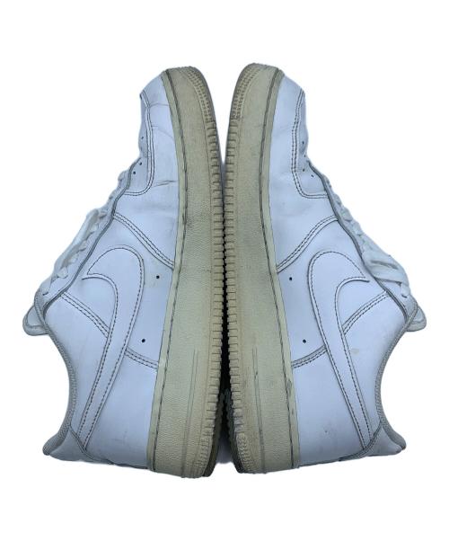 NIKE（ナイキ）NIKE (ナイキ) ローカットスニーカー ホワイト サイズ:27.5の古着・服飾アイテム