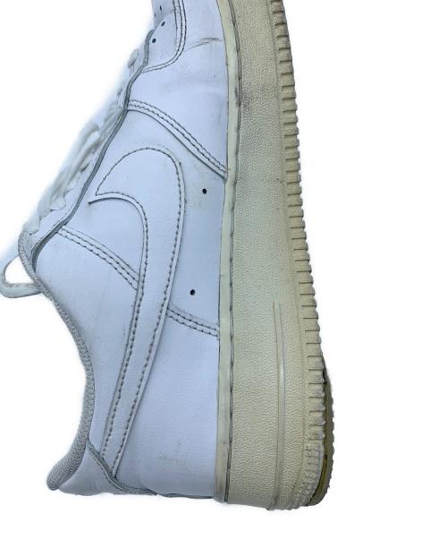 NIKE（ナイキ）NIKE (ナイキ) ローカットスニーカー ホワイト サイズ:27.5の古着・服飾アイテム
