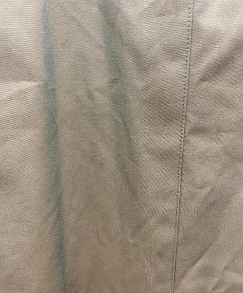 Yves Saint Laurent（イヴサンローラン）Yves Saint Laurent (イヴサンローラン) コート オリーブ サイズ:C88の古着・服飾アイテム