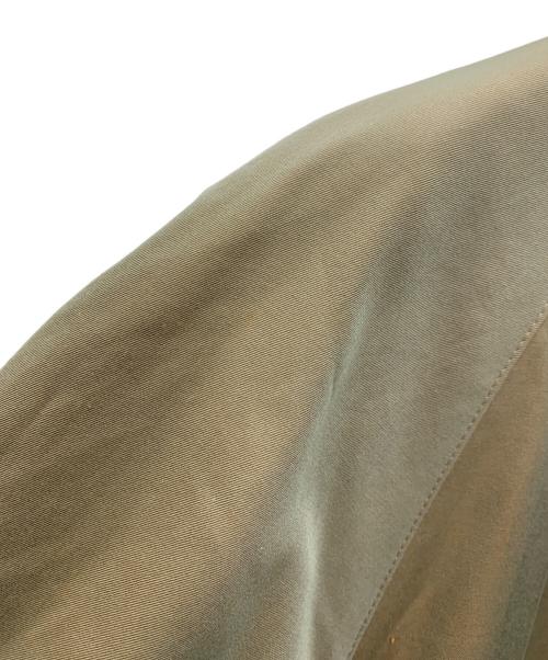 Yves Saint Laurent（イヴサンローラン）Yves Saint Laurent (イヴサンローラン) コート オリーブ サイズ:C88の古着・服飾アイテム