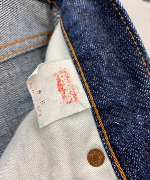 LEVI'S（リーバイス）LEVI'S (リーバイス) デニムパンツ インディゴ サイズ:W28×L36の古着・服飾アイテム