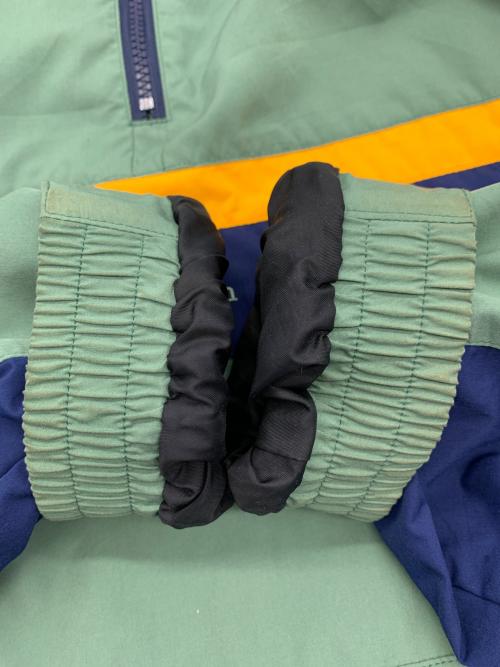 L.L.Bean（エルエルビーン）L.L.Bean (エルエルビーン) アノラックパーカー オリーブ×ネイビー サイズ:Mの古着・服飾アイテム