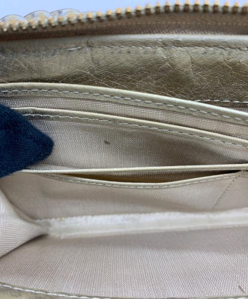 ANTEPRIMA（アンテプリマ）ANTEPRIMA (アンテプリマ) 長財布 シャンパンゴールドの古着・服飾アイテム