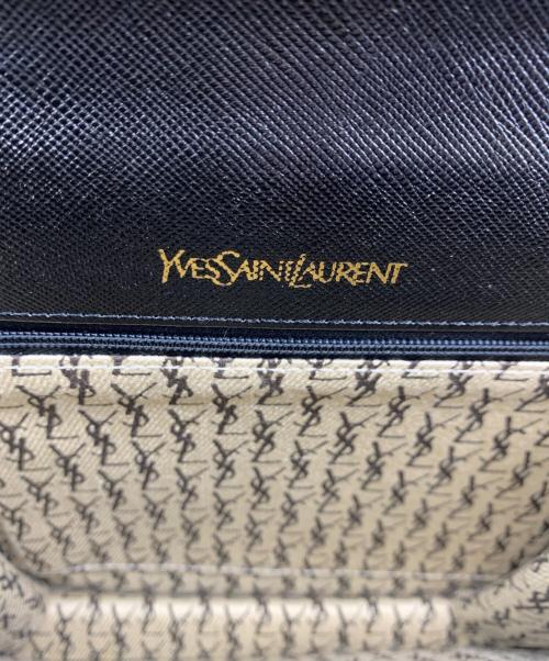 Yves Saint Laurent（イヴサンローラン）Yves Saint Laurent (イヴサンローラン) ショルダーバッグ ブラックの古着・服飾アイテム
