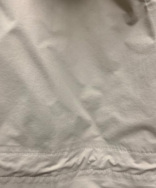 THE NORTH FACE（ザ ノース フェイス）THE NORTH FACE (ザ ノース フェイス) マウンテンパーカー ベージュ×ブラック サイズ:Sの古着・服飾アイテム
