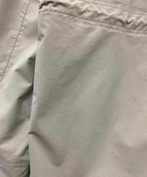 THE NORTH FACE（ザ ノース フェイス）THE NORTH FACE (ザ ノース フェイス) マウンテンパーカー ベージュ×ブラック サイズ:Sの古着・服飾アイテム