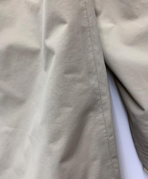THE NORTH FACE（ザ ノース フェイス）THE NORTH FACE (ザ ノース フェイス) マウンテンパーカー ベージュ×ブラック サイズ:Sの古着・服飾アイテム