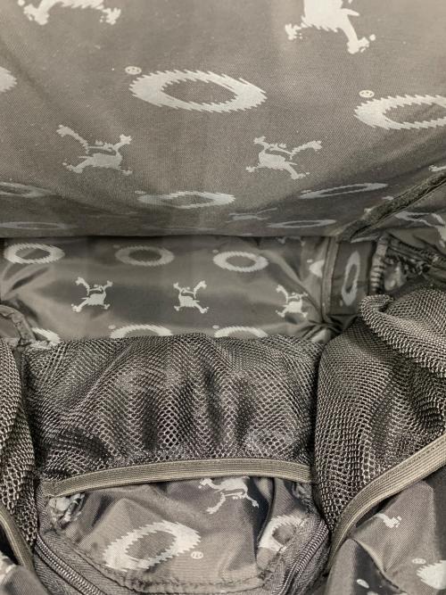 OAKLEY（オークリー）OAKLEY (オークリー) リュック ブラックの古着・服飾アイテム