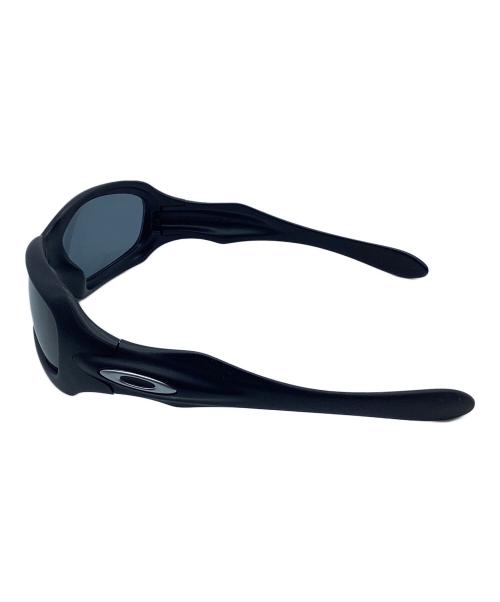 OAKLEY（オークリー）OAKLEY (オークリー) サングラス マッドブラックの古着・服飾アイテム