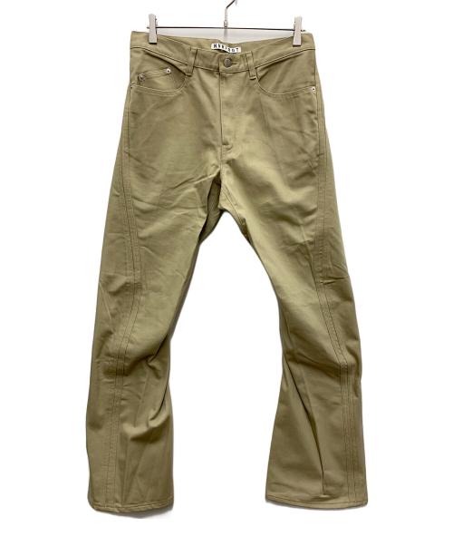 NVRFRGT（ネヴァーフォーゲット）NVRFRGT (ネヴァーフォーゲット) デニムパンツ ベージュ サイズ:SIZE3 未使用品の古着・服飾アイテム