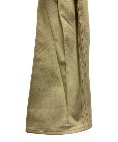 NVRFRGT（ネヴァーフォーゲット）NVRFRGT (ネヴァーフォーゲット) デニムパンツ ベージュ サイズ:SIZE3 未使用品の古着・服飾アイテム