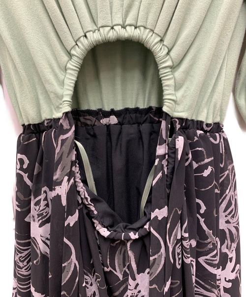 Snidel（スナイデル）Snidel (スナイデル) 半袖ワンピース グリーン×ブラック サイズ:F 未使用品の古着・服飾アイテム