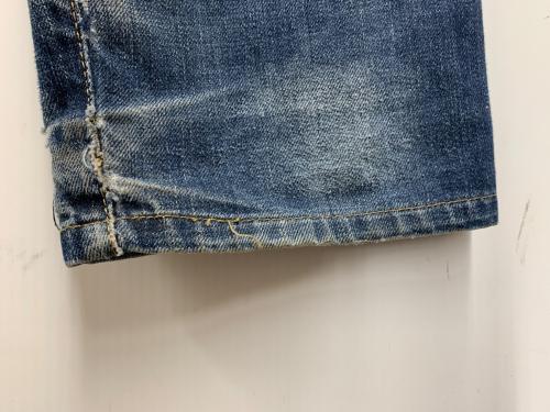 CarHartt（カーハート）CarHartt (カーハート) デニムパンツ インディゴ サイズ:Ｗ30×L32の古着・服飾アイテム