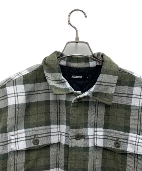 X-LARGE（エクストララージ）X-LARGE (エクストララージ) シャツジャケット グリーン×ホワイト サイズ:Mの古着・服飾アイテム