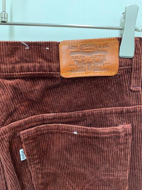 LEVI'S（リーバイス）LEVI'S (リーバイス) コーデュロイパンツ ブラウン サイズ:W31の古着・服飾アイテム