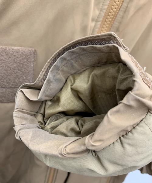 ALPHA INDUSTRIES（アルファインダストリーズ）ALPHA INDUSTRIES (アルファインダストリーズ) ジャケット ベージュ サイズ:Lの古着・服飾アイテム