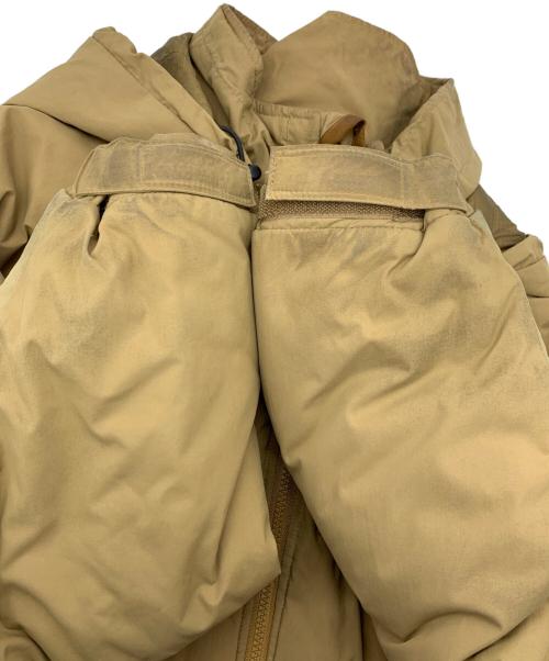 ALPHA INDUSTRIES（アルファインダストリーズ）ALPHA INDUSTRIES (アルファインダストリーズ) ジャケット ベージュ サイズ:Lの古着・服飾アイテム
