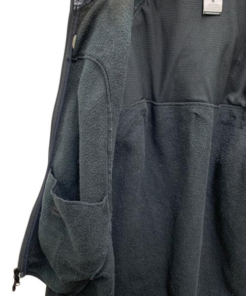 F.C.R.B.（エフシーレアルブリストル）F.C.R.B. (エフシーレアルブリストル) NIKE (ナイキ) ジップパーカー ブラック×グレー サイズ:Lの古着・服飾アイテム