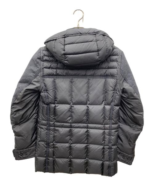MONCLER（モンクレール）MONCLER (モンクレール) ダウンジャケット グレーの古着・服飾アイテム