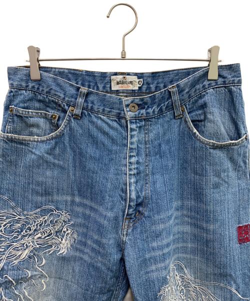 絡繰魂（カラクリタマシイ）絡繰魂 (カラクリタマシイ) 刺繍デニムパンツ インディゴ サイズ:35の古着・服飾アイテム
