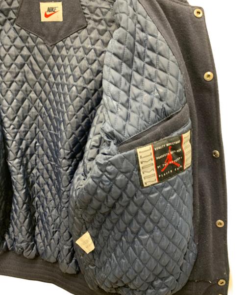 NIKE（ナイキ）NIKE (ナイキ) 袖レザースタジャン ネイビー×アイボリー サイズ:Lの古着・服飾アイテム