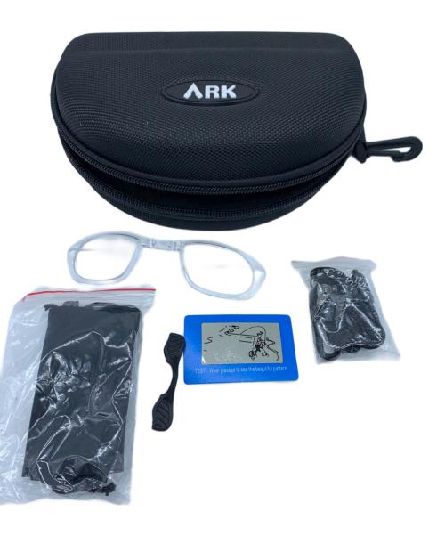 ARK（アーク）ARK (アーク) サングラス ブラックの古着・服飾アイテム