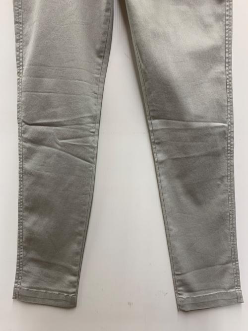 LEVI'S（リーバイス）LEVI'S (リーバイス) チノパン ライトグレー サイズ:W30×L32 未使用品の古着・服飾アイテム