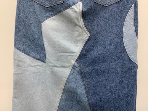LEVI'S（リーバイス）LEVI'S (リーバイス) デニムスカート インディゴ サイズ:S 未使用品の古着・服飾アイテム