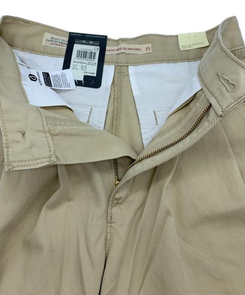 LEVI'S（リーバイス）LEVI'S (リーバイス) チノパン ベージュ サイズ:W23 未使用品の古着・服飾アイテム