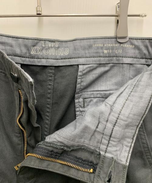 LEVI'S（リーバイス）LEVI'S (リーバイス) チノパン グレー サイズ:W33×L32の古着・服飾アイテム