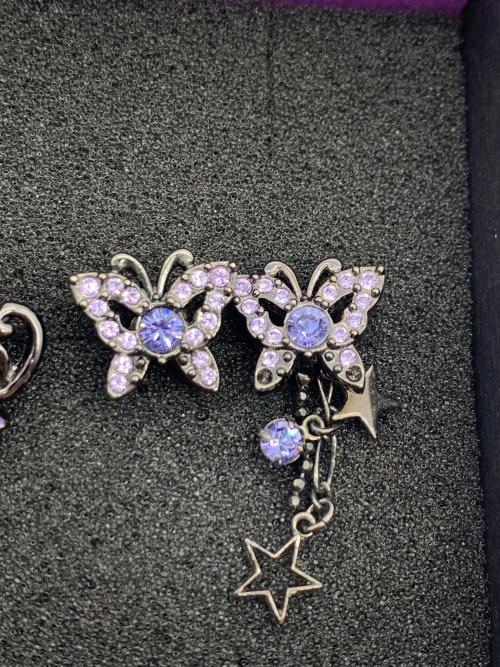 ANNA SUI（アナスイ）ANNA SUI (アナスイ) 蝶モチーフの古着・服飾アイテム