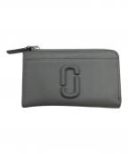 Marc by Marc Jacobsマークバイマークジェイコブス）の古着「マルチウォレット」｜ベージュ
