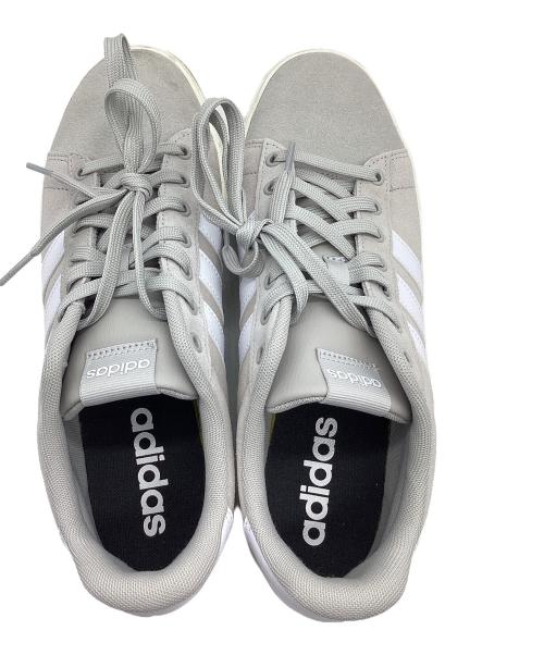 adidas（アディダス）adidas (アディダス) Daily4.0 ライトグレー サイズ:28の古着・服飾アイテム