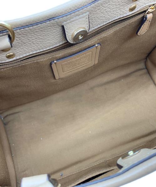 COACH（コーチ）COACH (コーチ) 2WAYバッグ　デンプシーキャリーオール ベージュの古着・服飾アイテム