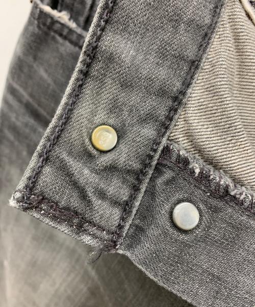 LEVI'S（リーバイス）LEVI'S (リーバイス) デニムパンツ グレー サイズ:W30×L32の古着・服飾アイテム